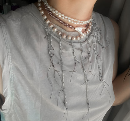 Checkers and Pearls Beaded Necklace (1 of 1)